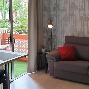 https://estudio-neya.tenerifehoteles.net